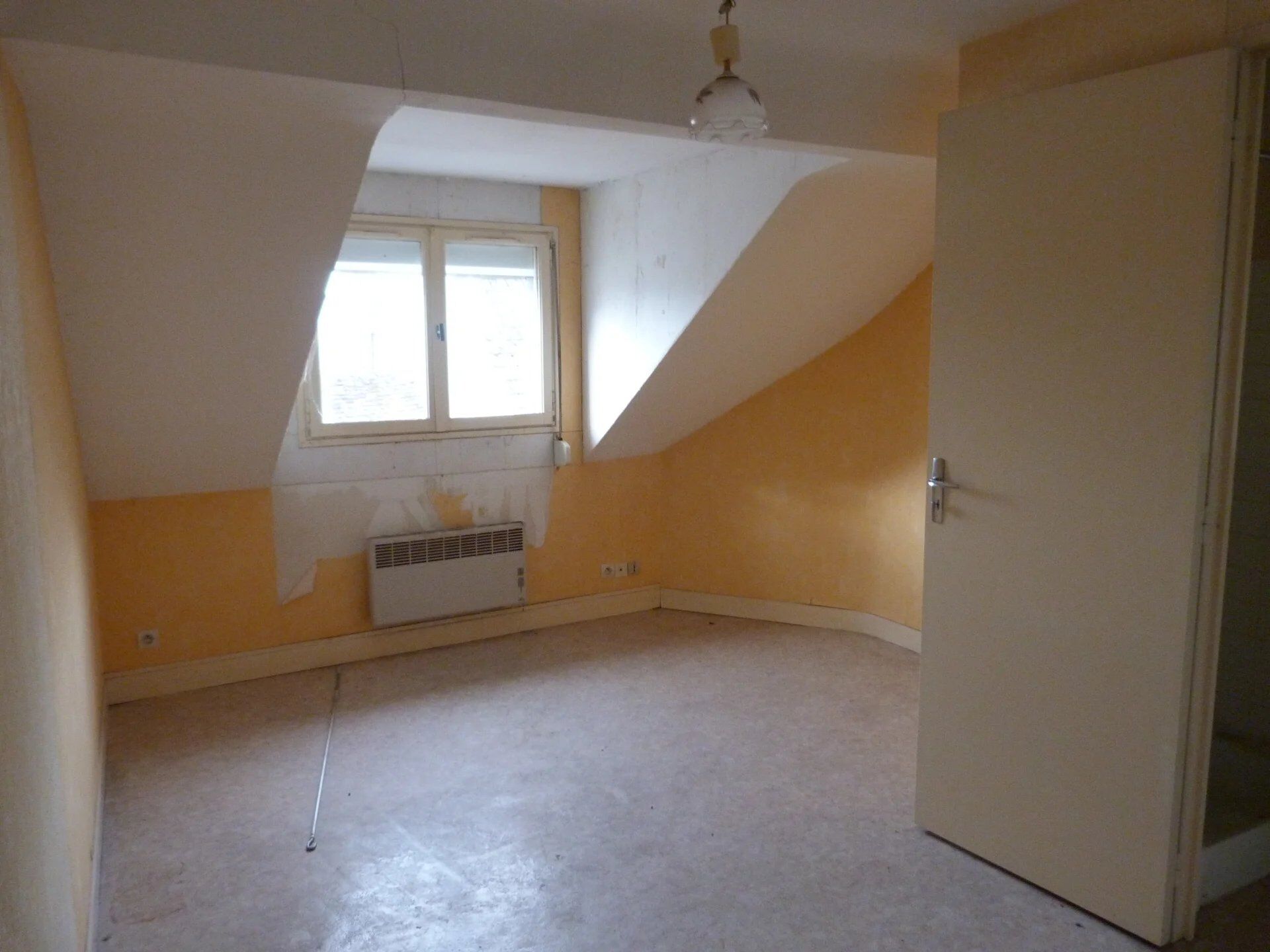 Immeuble 4 pièces 108 m² · à Vierzon · 108 m² · 49 900 €