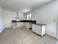 Maison contemporaine - 3 chambres - garage et jardin - 90m2 — photo 2
