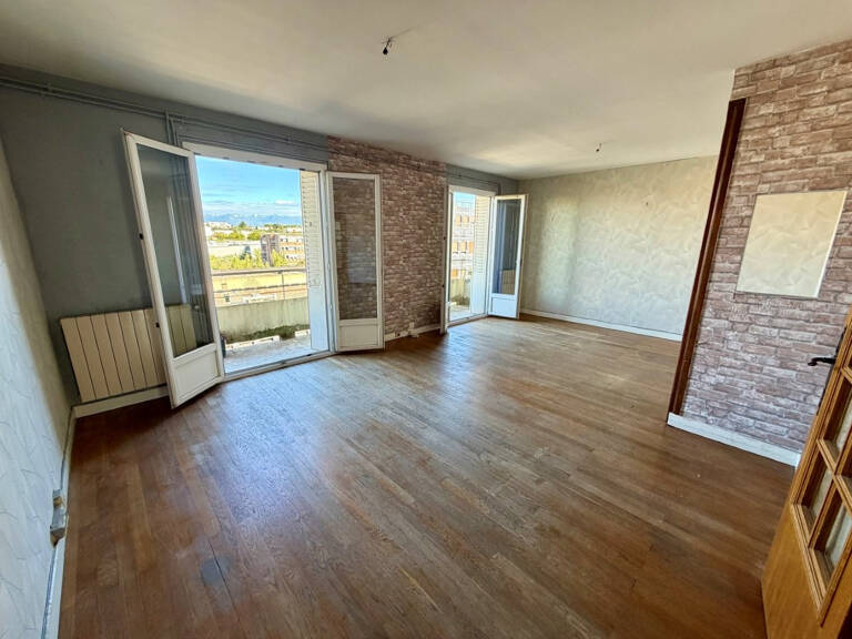 Centre ville - T3 de 70 m2 avec garage. — photo 1