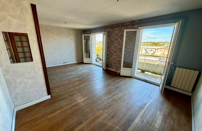 Centre ville - T3 de 70 m2 avec garage. — photo 4