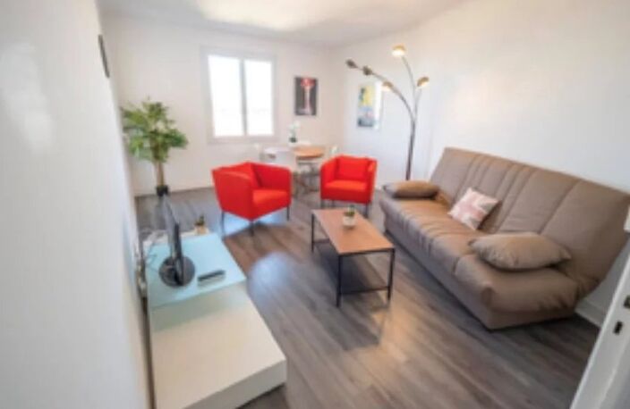 F2 MEUBLE VUE MER LE CANNET MAIRIE — photo 3