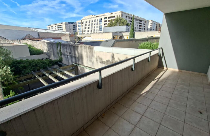 APPARTEMENT T3 AVEC GARAGE QUARTIER CAPELETTE 13010 — photo 3