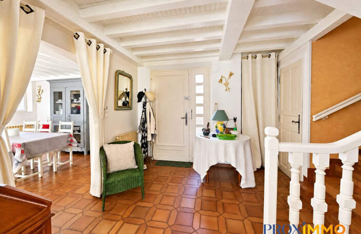 Maison Familiale de 168 m² sur terrain de 1573m² — photo 4