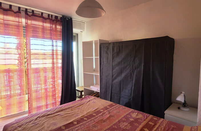 PALAVAS CENTRE - APPARTEMENT T2 CLIMATISE AVEC GRAND BALCON — photo 3