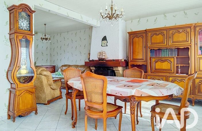 Vente Maison/villa 5 pièces — photo 2