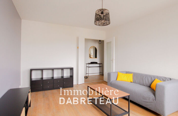 T2 MEUBLE A DEUX PAS DE GRANGE BLANCHE — photo 2