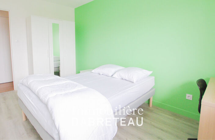 T2 MEUBLE A DEUX PAS DE GRANGE BLANCHE — photo 5