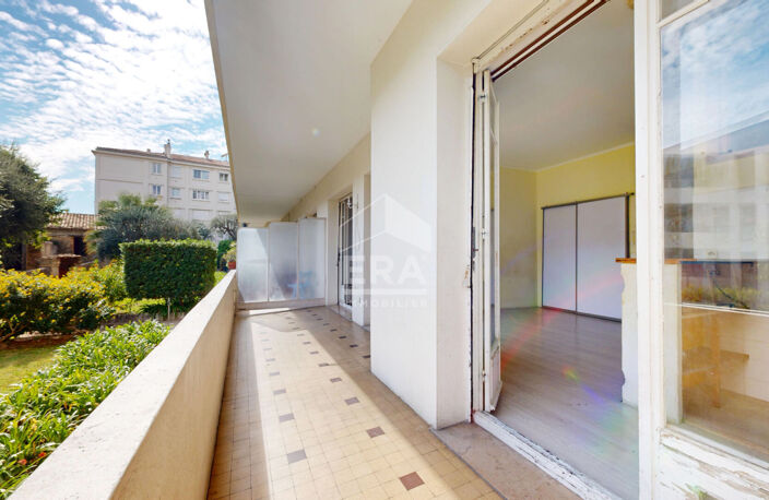 NICE - BAUMETTES : F2 AVEC BELLE TERRASSE AU CALME — photo 3