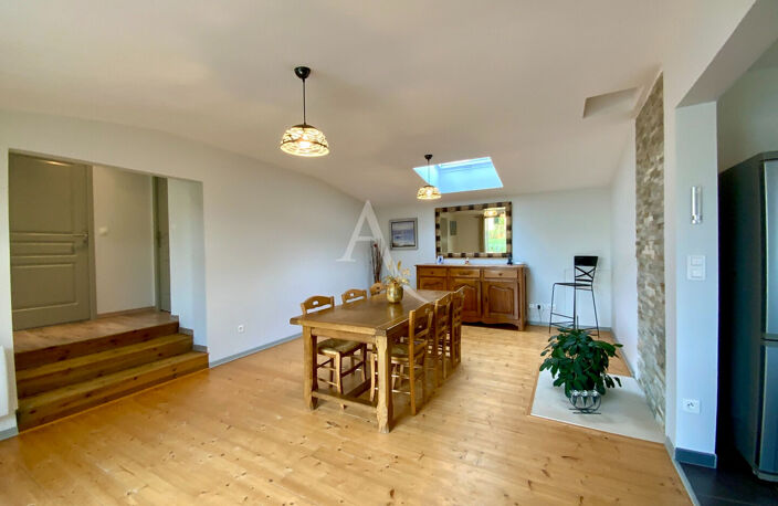 Entre Jonzac et St Genis, maison de 2014 à découvrir sans tarder — photo 5