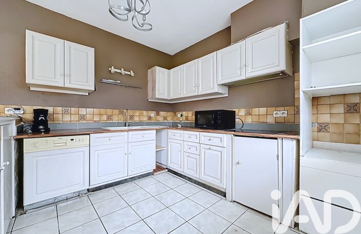 Vente Maison/villa 7 pièces — photo 2