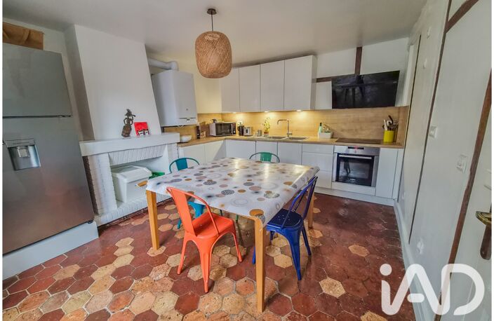 Vente Maison/villa 7 pièces — photo 2
