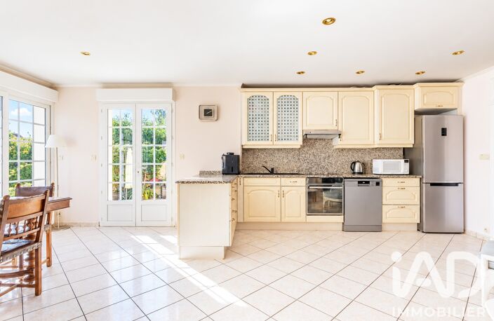Vente Maison traditionnelle 8 pièces — photo 3