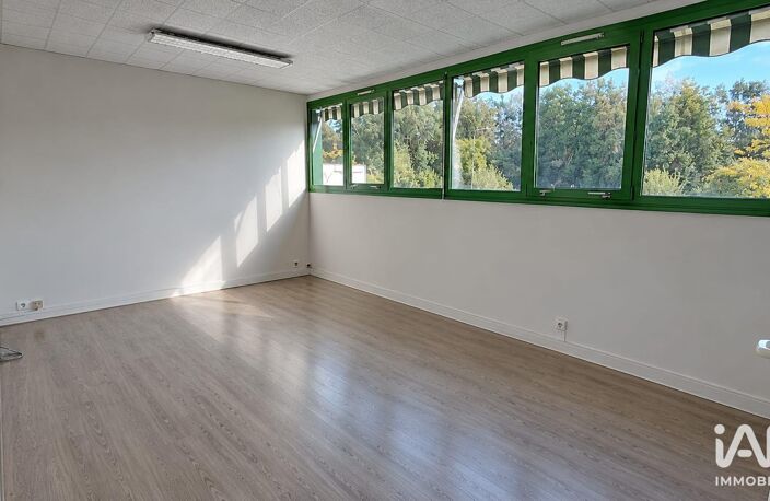 Location Bureaux 63 m&sup2; — photo 3