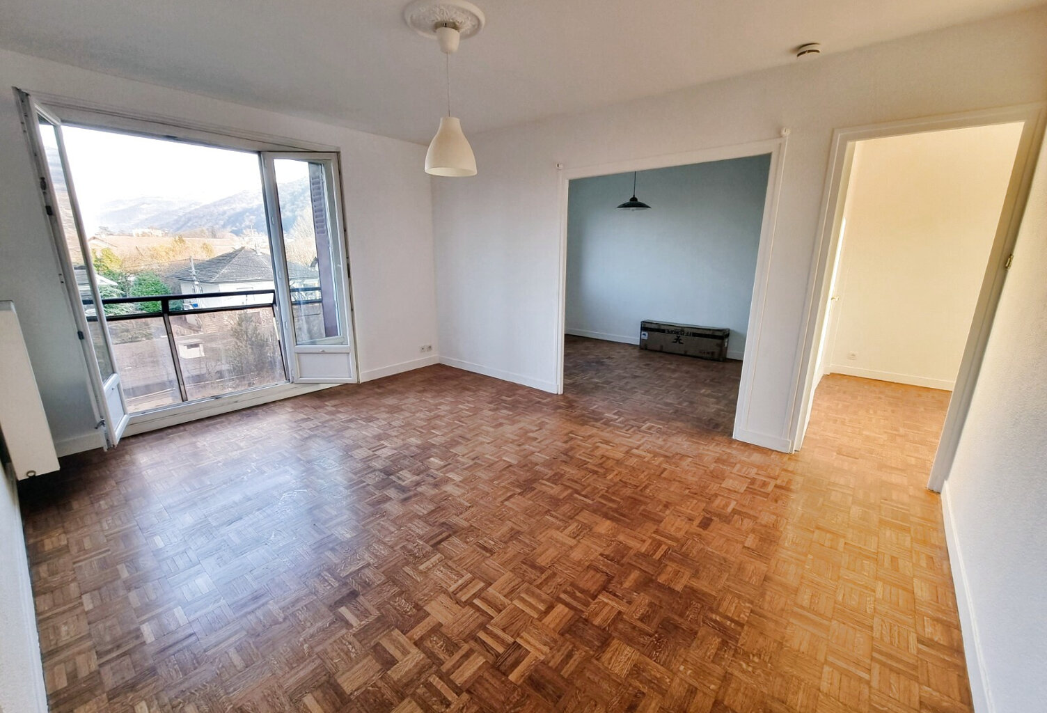  4P+ Cuisine 62m2 avec loggia , secteur village — photo 1