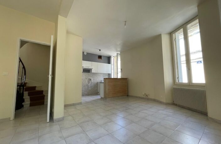 Location maison 4 pièces 56 m² à Langoiran (33550) — photo 3