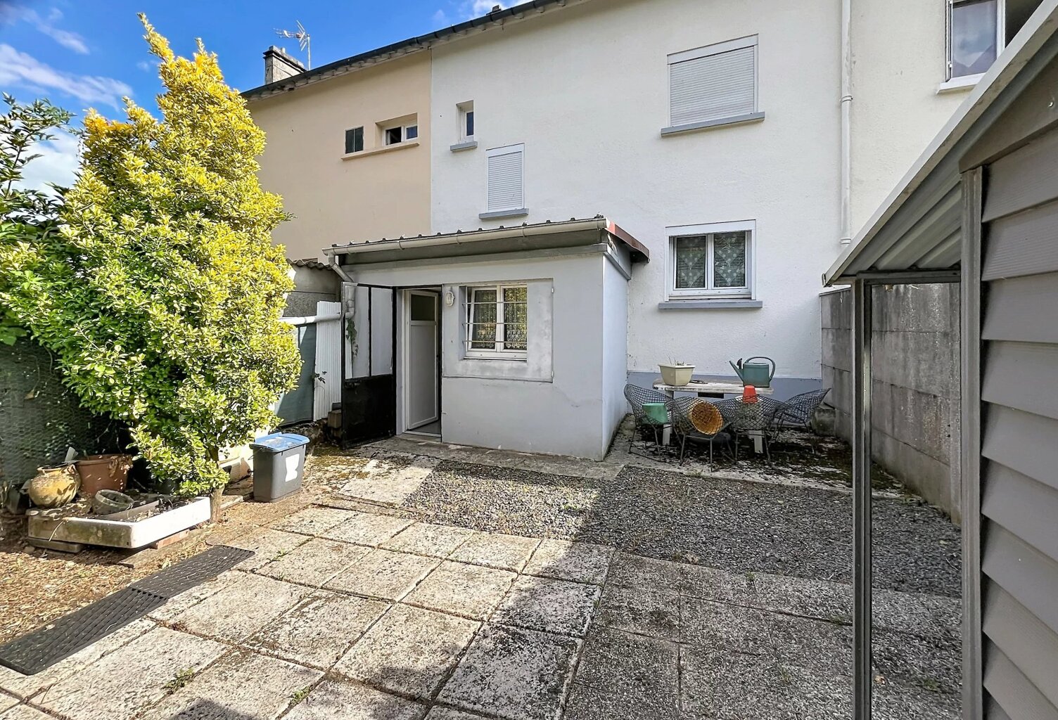 En exclusivité – Maison de ville avec jardin – Laon Ville Basse — photo 1
