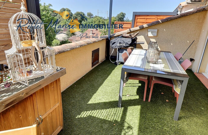 A SAINT CYR SUR MER BEAU T2 meublé avec terrasse de 21 m2 de — photo 3