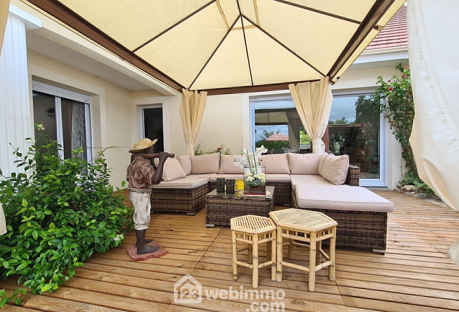 Maison - 230m² - Milly-la-Forêt — photo 1