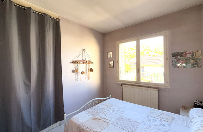 Maison de 90m2 sur un terrain de 342m2 , garage de 90m2 et b — photo 2