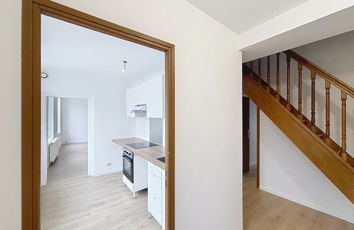 Exclusivité maison de ville - Mauregny-en-Haye — photo 2