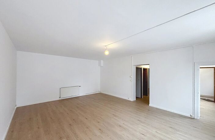 Exclusivité maison de ville - Mauregny-en-Haye — photo 5