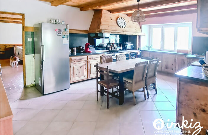 Ferme de 1826 rénovée + Mazot aménagé, 3800m² — photo 3