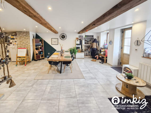 Maison familiale parfaitement rénovée de 220 m² — photo du bien