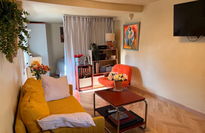 OLLIOULES CENTRE VILLAGE - 2 P 30m2 — photo 3
