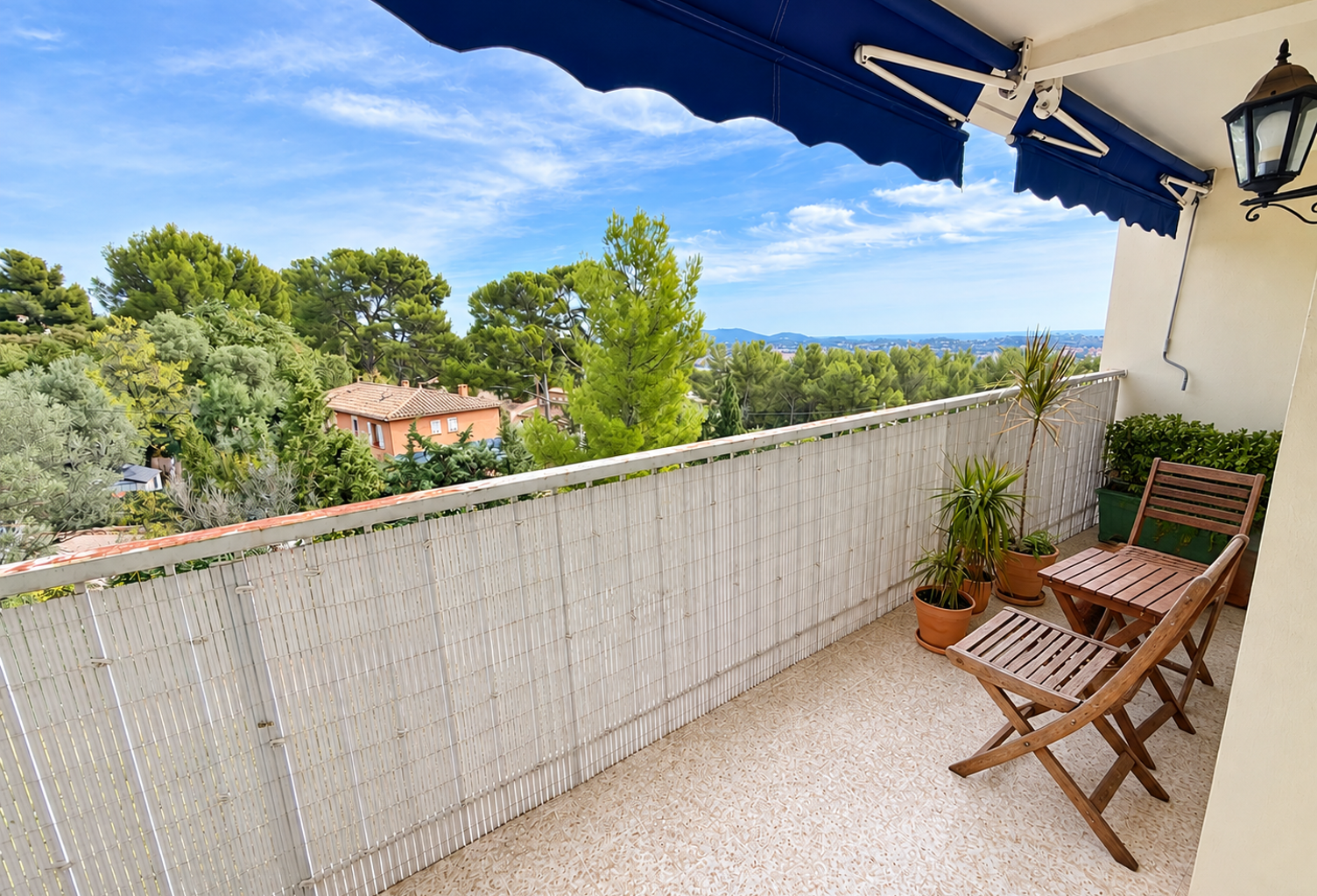 T4 77 m2, terrasse, garage, cave - Bas Faron Ortolan — photo 1