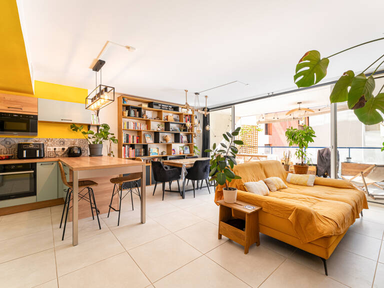 MARSEILLE 6e   T3 DE 73M2 - TERRASSE PLEIN SUD, BALCON ET DE — photo 1