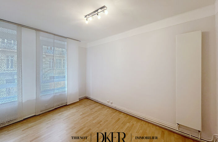 Bureaux 61 m2 - hyper centre-ville avec ascenseur — photo 3