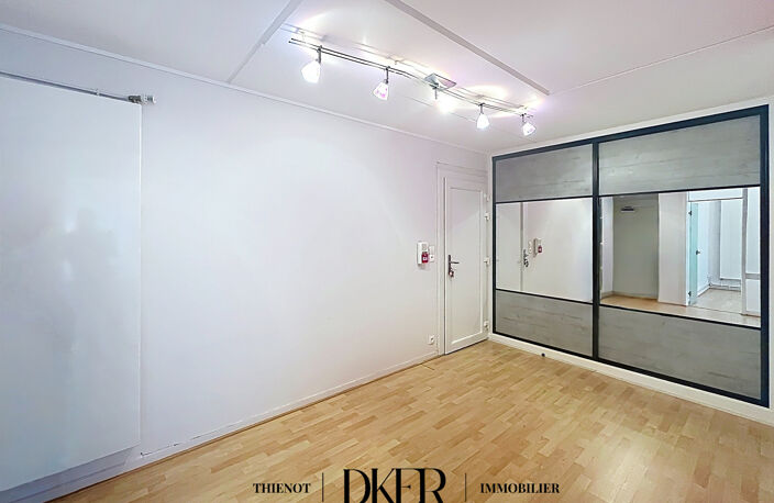 Bureaux 61 m2 - hyper centre-ville avec ascenseur — photo 4