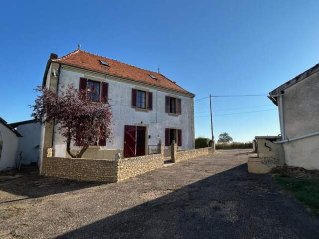 Maison 7 pièces 125 m² à Marcigny — photo du bien