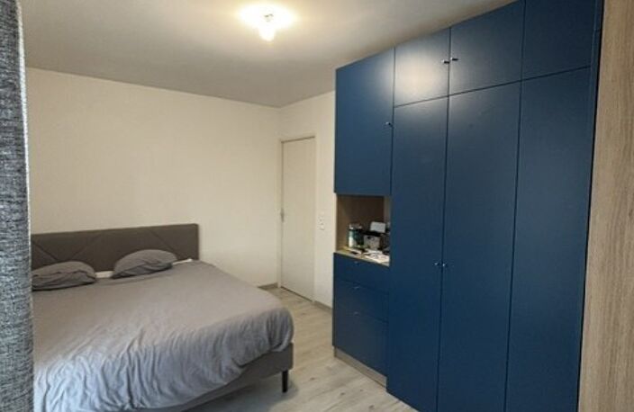 Location appartement 2 pièces 40 m² à Vaulx-en-Velin (69120) — photo 4