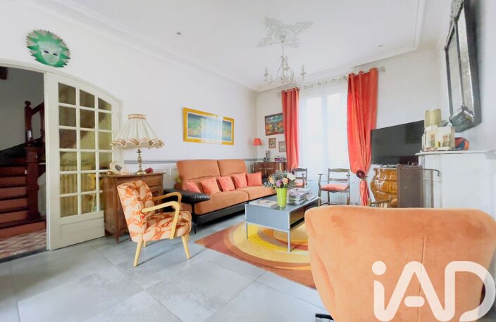 Vente Maison/villa 10 pièces — photo 2