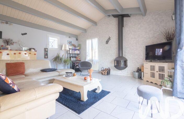 Vente Maison/villa 6 pièces — photo 3