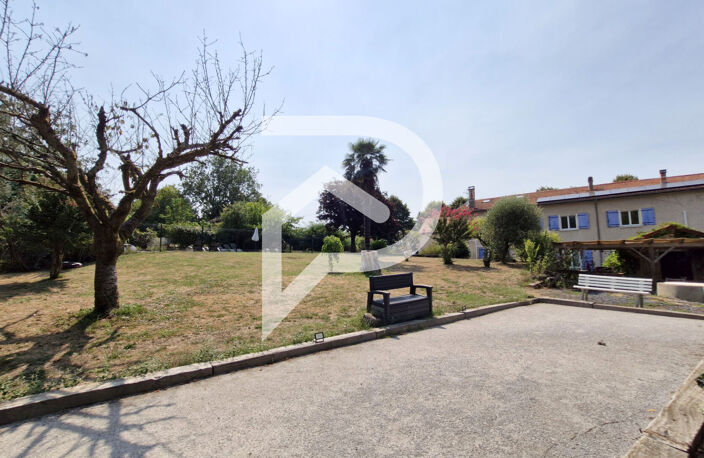 Longère rénovée 10 pièces 255 m², avec piscine et dépendance proche ORTHEZ — photo 3