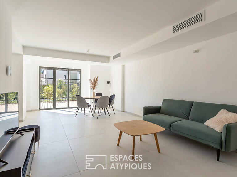 Maison élégante rénovée avec sa terrasse au calme — photo 1