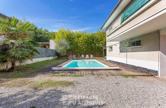 Maison de ville avec piscine et dépendance au coeur de Tassin — photo 2