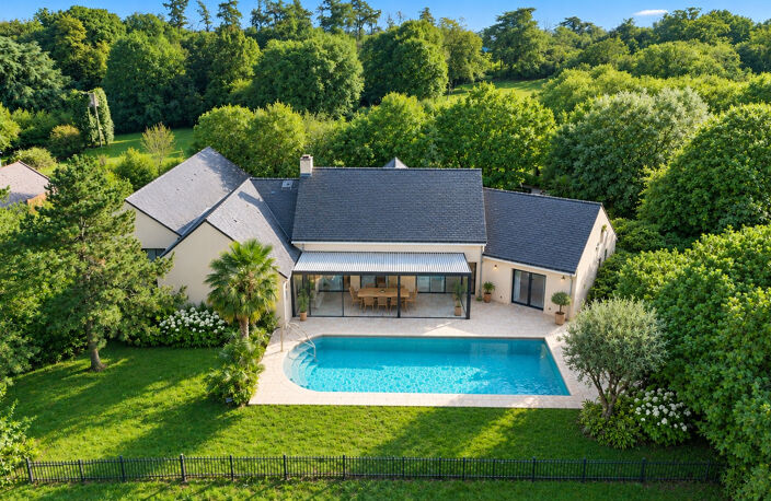 Maison Suce Sur Erdre 9 pièce(s) 251 m2 — photo 3