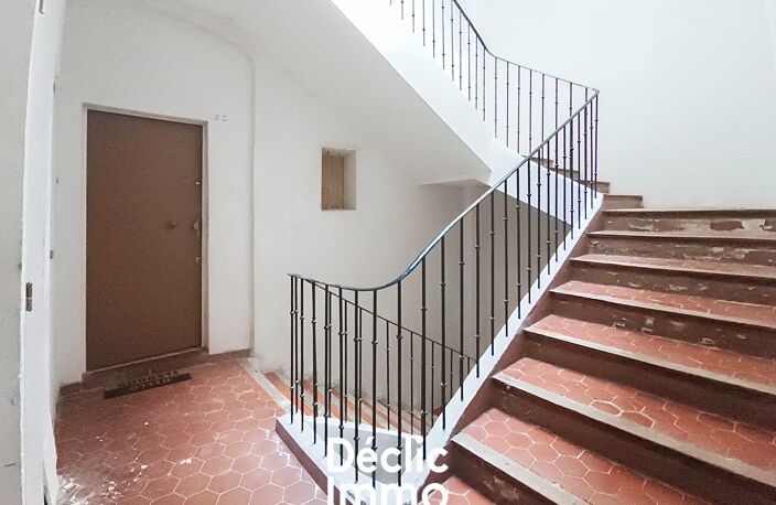 2 APPARTEMENTS A VENDRE - 1ER ET 2EME ETAGE - 77m2 - A RENOVER ENTIEREMENT - GRASSE — photo 3