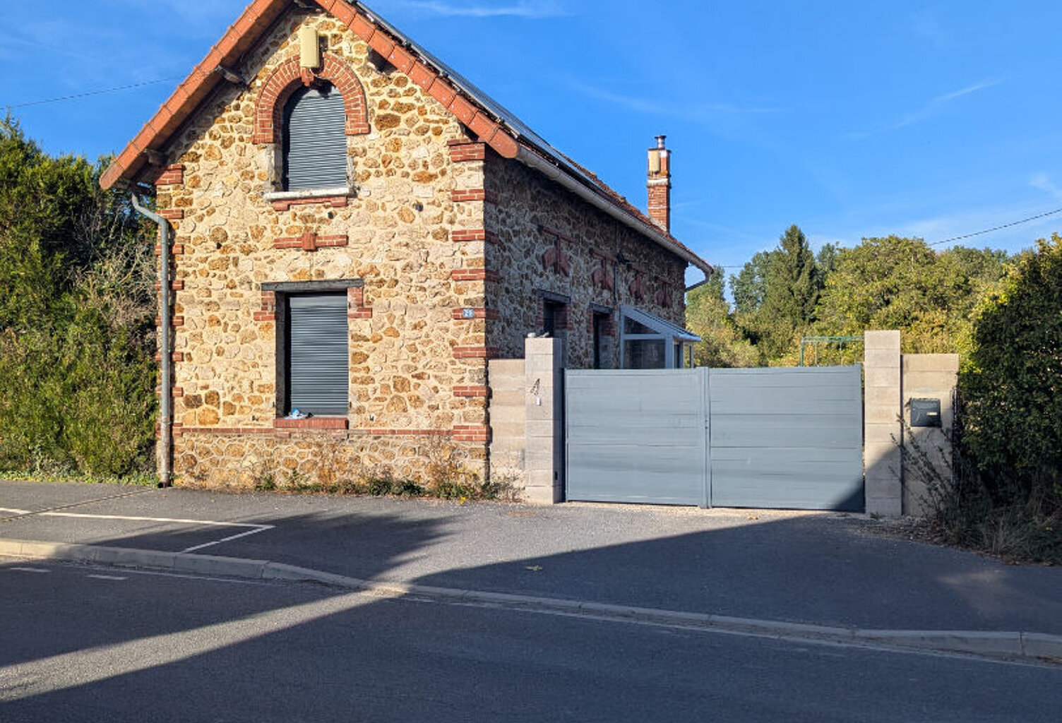20min REIMS ? MAISON EN PIERRE RÉNOVÉE AVEC GRAND TERRAIN — photo 1
