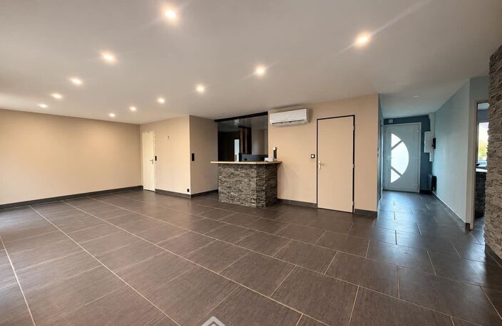 Maison - 150m² - Saint-Erme-Outre-et-Ramecourt — photo 3