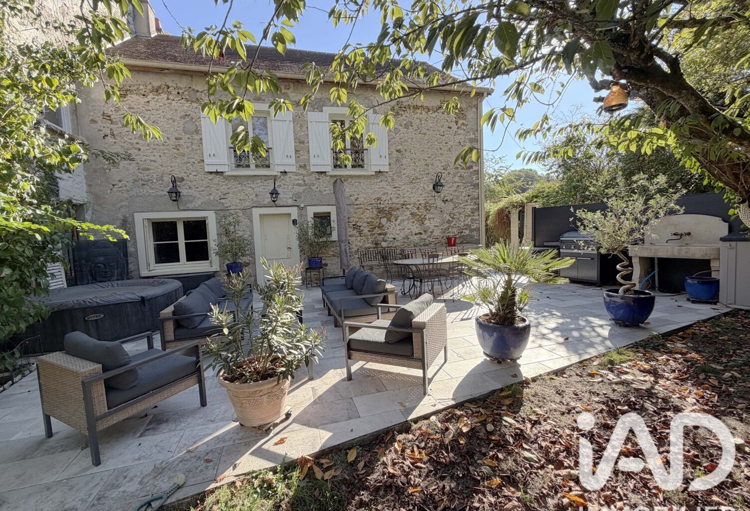 Vente Maison/villa 8 pièces — photo 1