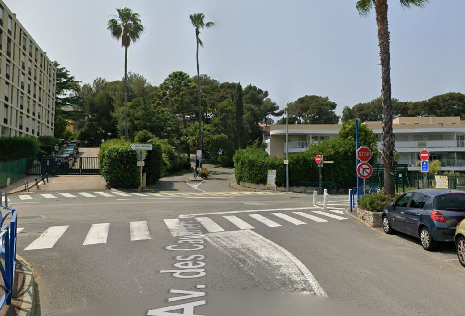 Lot de 6 parkings en sous-sol quartier Les Maurettes à Villeneuve-Loubet — photo 1