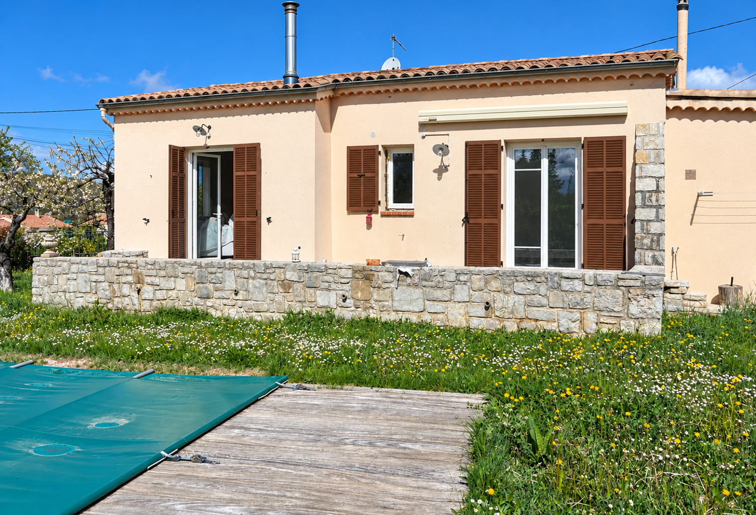 A LOUER MAISON AVEC JARDIN ET PISCINE-LEVENS — photo 1