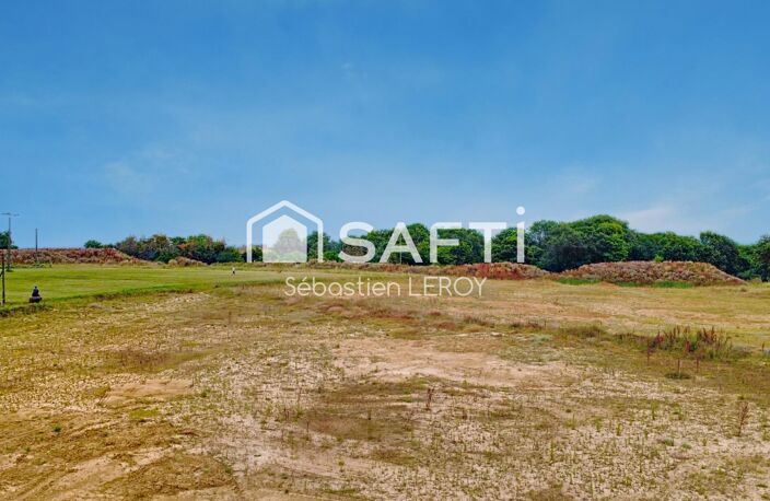 Terrain à bâtir de 551 m² viabilisé, borné, en lotissement. — photo 2