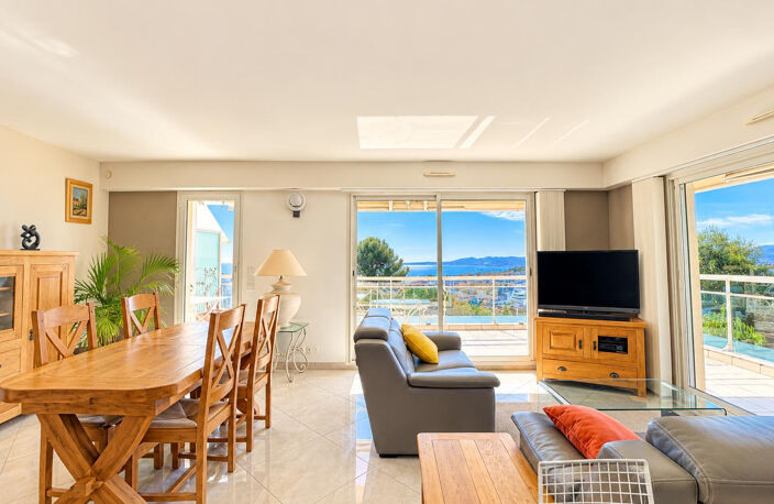 NICE   LA LANTERNE | APPARTEMENT 4 PIÈCES AVEC VUE MER PANORAMIQUE — photo 4