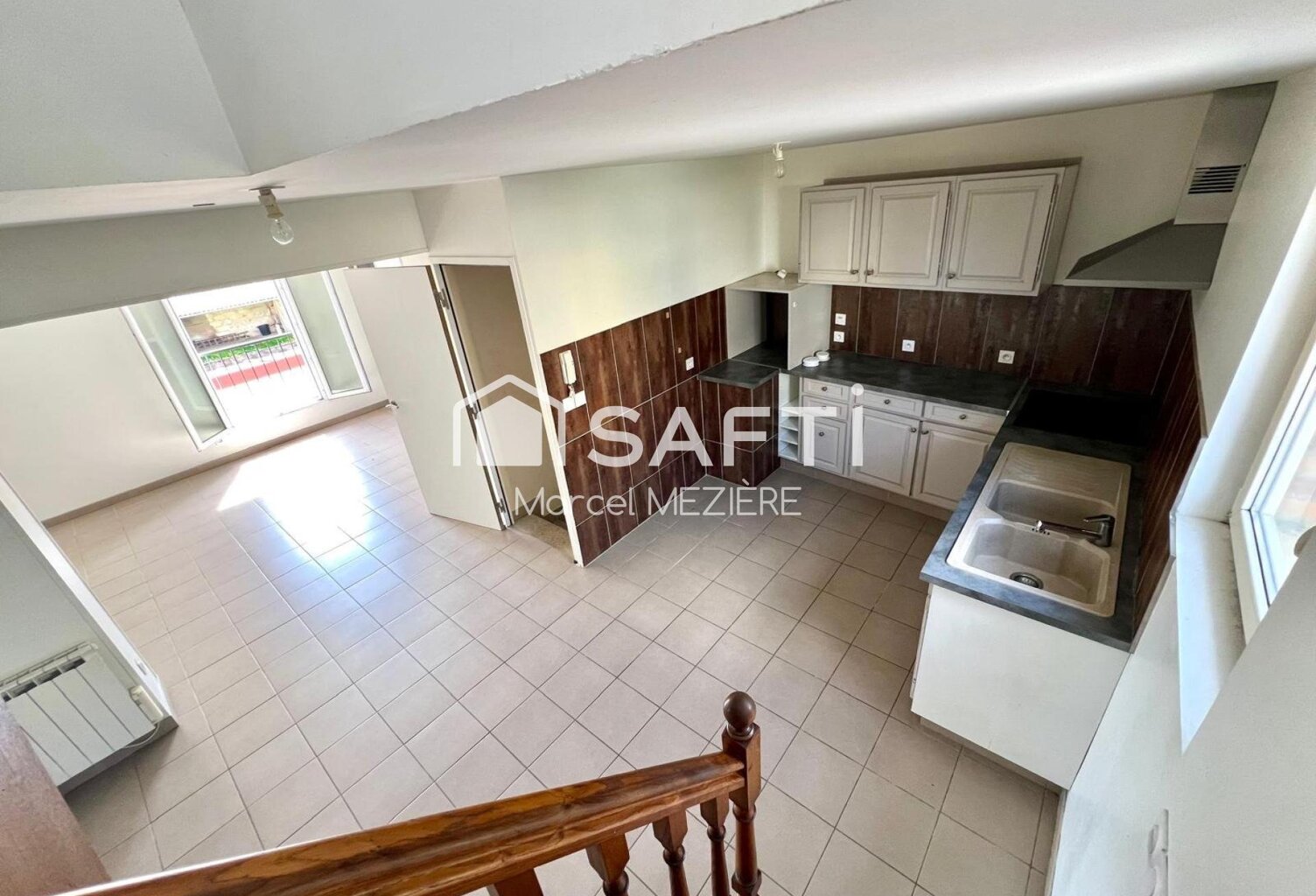 Maison de ville (2 beaux appartements;1 loué); terrasse. — photo 1