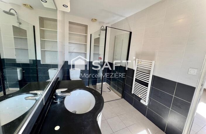 Maison de ville (2 beaux appartements;1 loué); terrasse. — photo 3